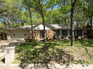 2822 Southridge Dr, Grapevine, TX 76051