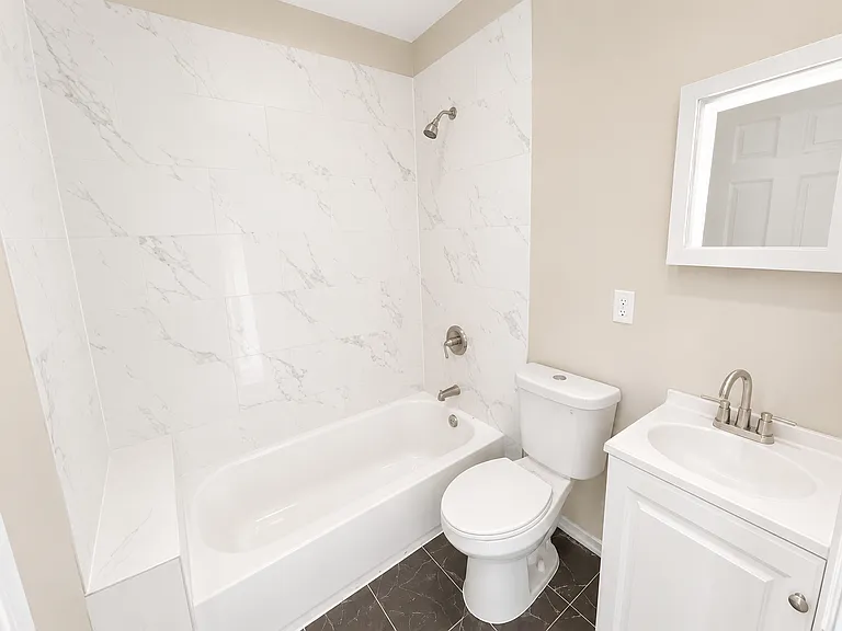 114 Lyons Ave #2 — Photo 4
