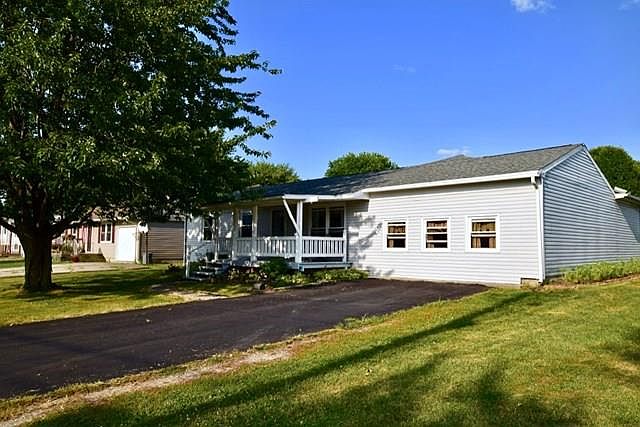 1st image of 2688 Mercer Dr