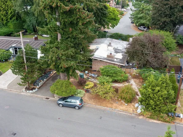 11022 SE 2nd Street, Bellevue, WA 98004