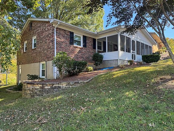 5th image of 108 Grandin Ct