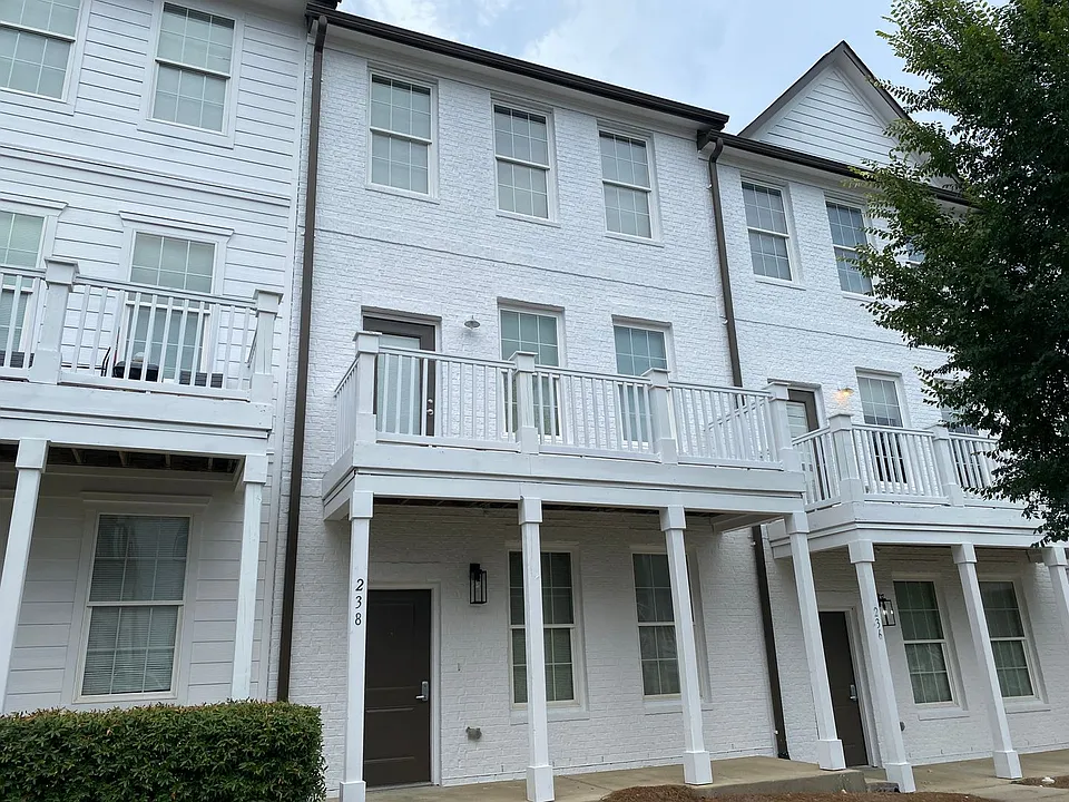 238 Town Center Dr
