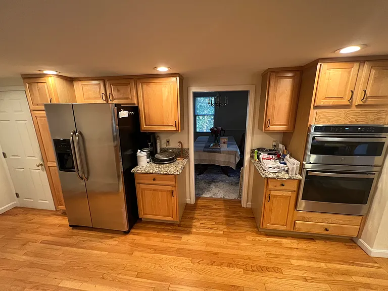 52 Dascomb Rd — Photo 41
