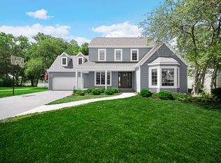 224 Mainsail Dr, Grayslake, IL 60030