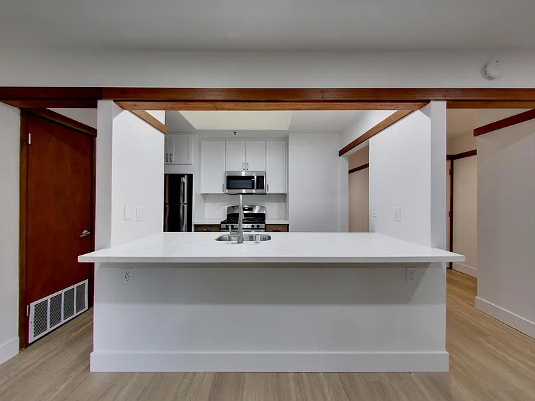 Riverwood Apartments — Photo 28