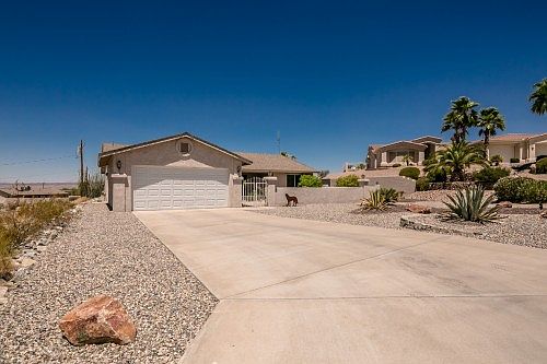 3rd image of 625 Lookout Ln