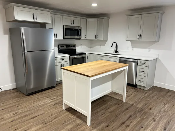 2418 E Quaking Aspen Ln #2, Eagle Mountain, UT 84005