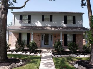 15222 Kelbrook Dr, Houston, TX 77062