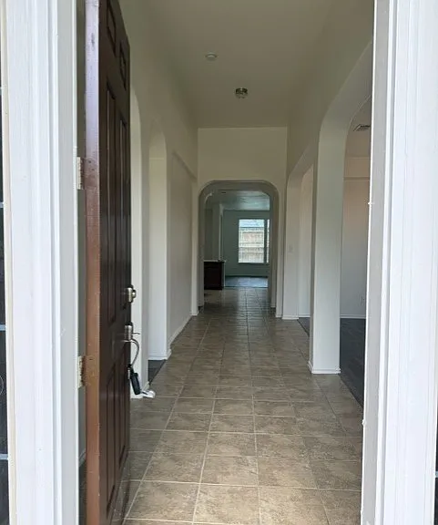 509 Avalanche Dr — Photo 3