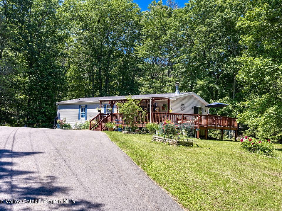 1st image of 140 Gallis Hill Road