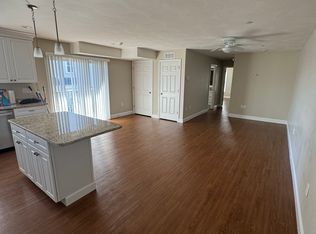 304 Broadway APT 3, Methuen, MA 01844