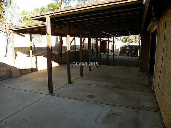 2nd image of 3686 Braewood North Ave