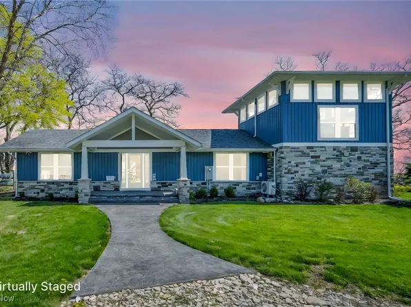 104 E Point Rd, Kelleys Island, OH 43438