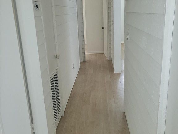 4th image of 2185 NW 3rd Street