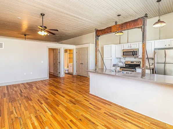 Wilson Furniture Company Lofts, 120 Goldsboro St SW Unit D, Wilson, NC 27893