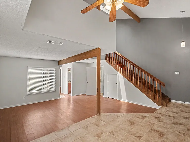3150 Windchase Blvd — Photo 2