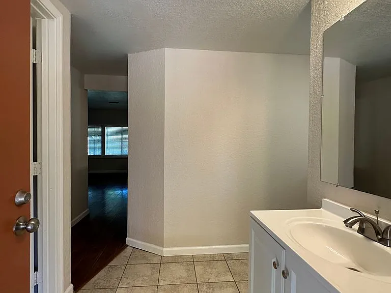 Country Lane - A Must See Community! — Photo 20