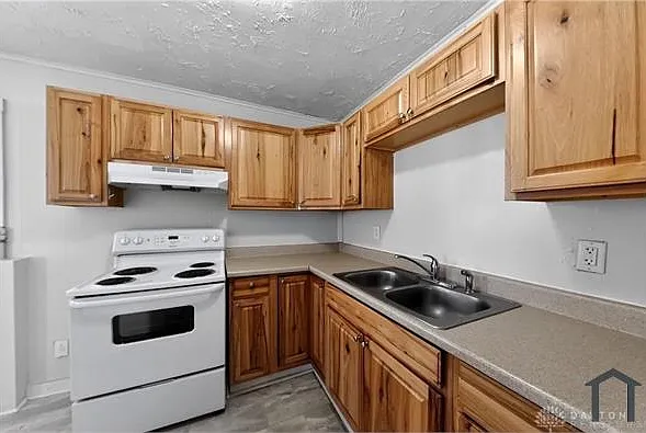 3810 Ark Ave — Photo 6