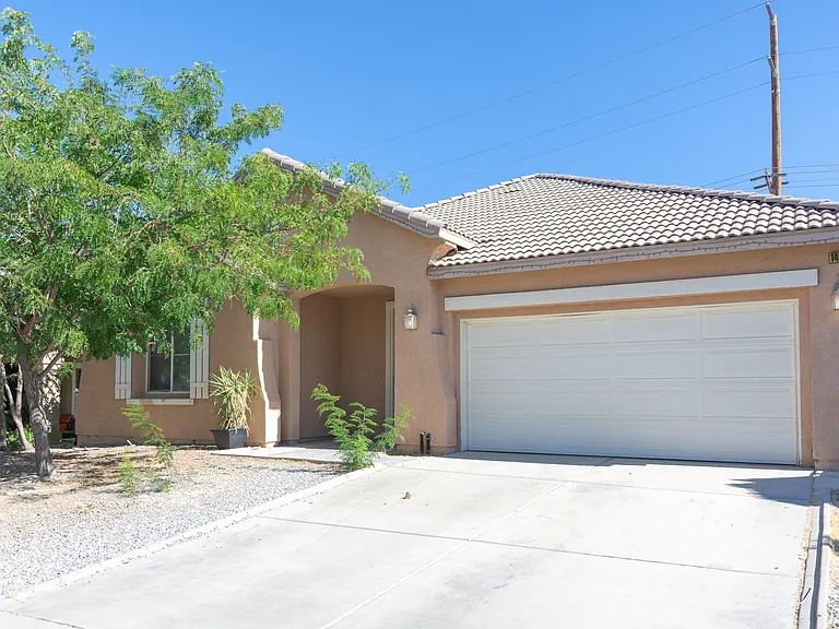 14281 Desert Rose St — Photo 1