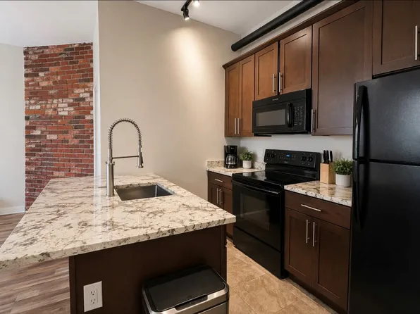 4930 Centre Ave, Pittsburgh, PA