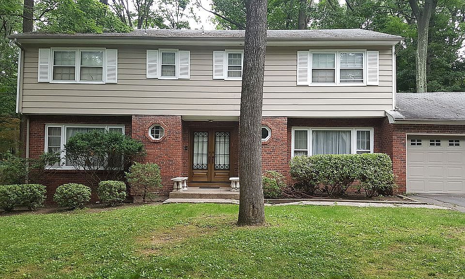 1st image of 4 Louis Ave