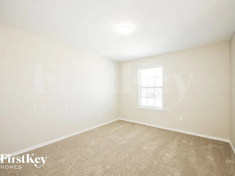 7426 Coral Bells Ct — Photo 10