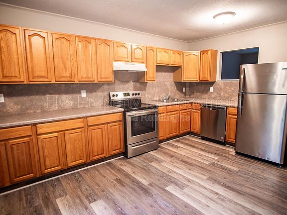 5th image of 107 Louella Dr