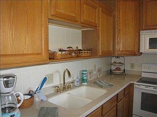 4th image of 35 Swainford Dr