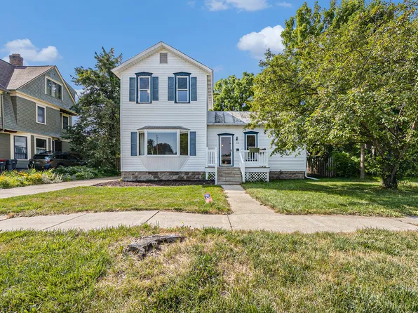 416 Kent St, Lowell, MI 49331