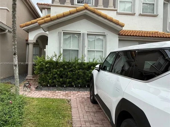 10857 NW 84th St, Doral, FL 33178