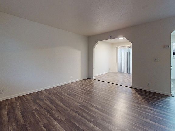 5th image of 2092 Fogg Ave APT 4