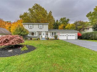 121 Anytrell Dr, Webster, NY 14580