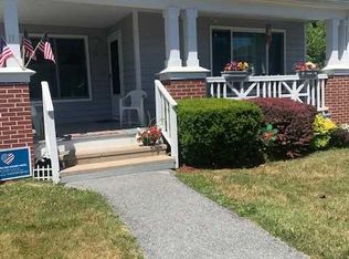 11 Taconic St, Poughkeepsie, NY 12603