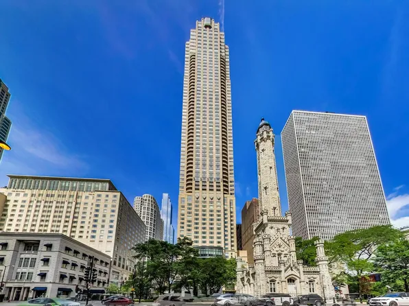 800 N Michigan Ave APT 4801, Chicago, IL 60611