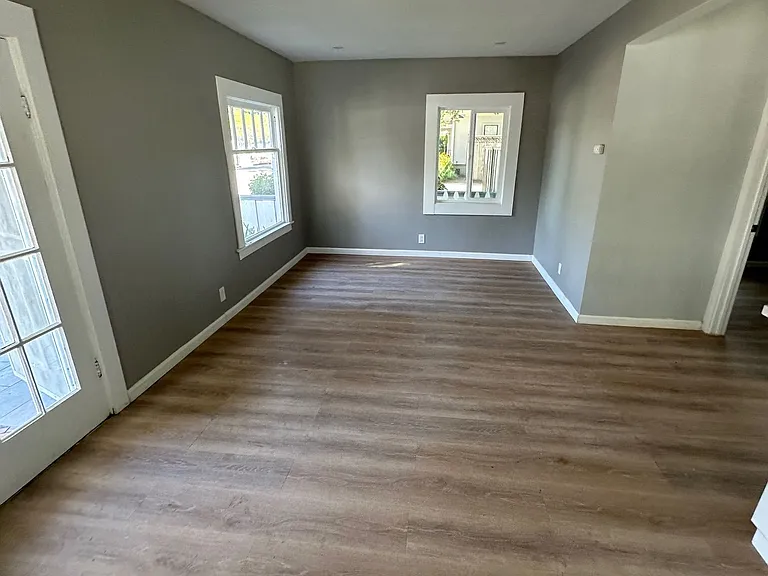 135 Market St — Photo 6