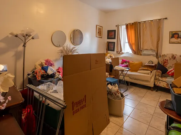 194 Essex Street image 7 of 9