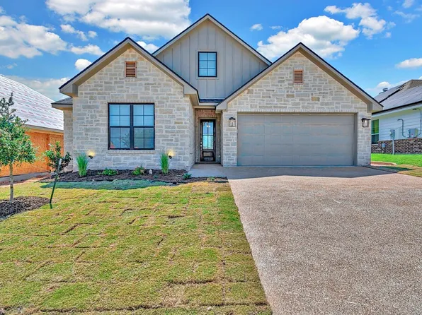 1813 Fabian Dr, Woodway, TX 76712