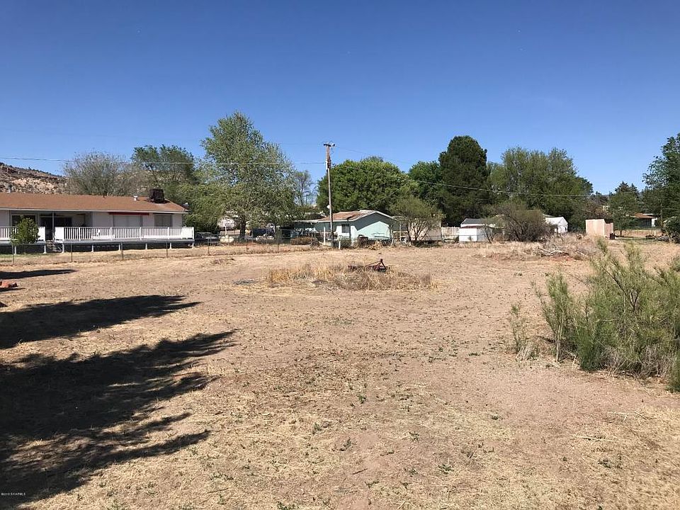 1st image of 3424 E Cactus Blossom Ln