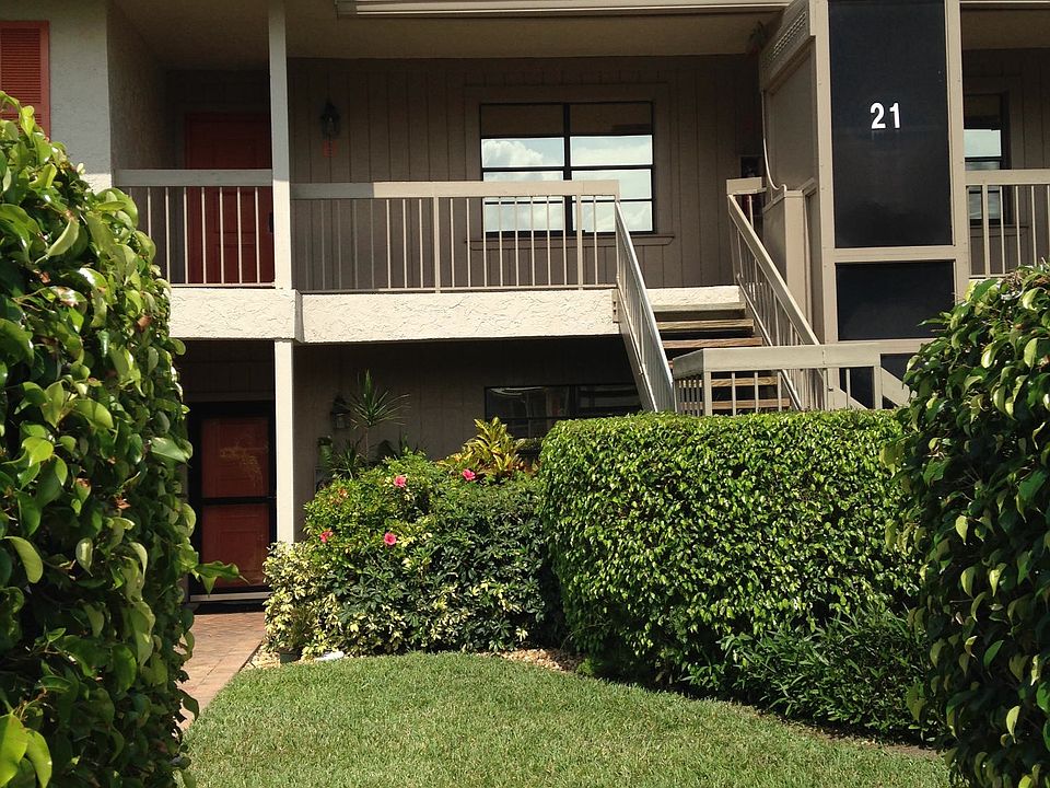 1st image of 21 Eastgate Dr