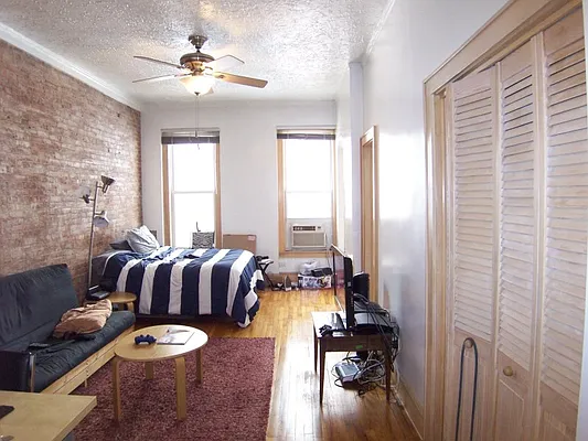 Rented by Sotheby's International Realty | media 11