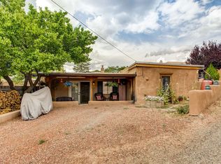 5 Montoya Cir, Santa Fe, NM 87501