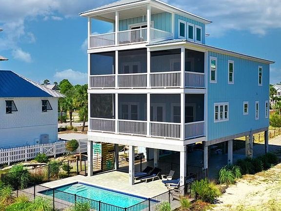 2nd image of 108 W Sand Dollar Way