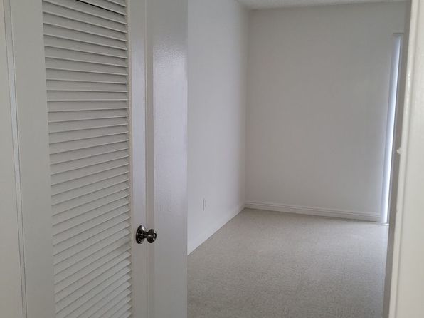 25925 Viana Ave APT 2