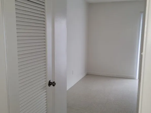 Rolling Hills Gardens REC, 25925 Viana Ave APT 2, Lomita, CA 90717