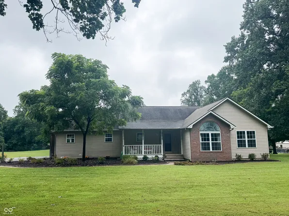 2300 W Three Story Hill Rd, Morgantown, IN 46160