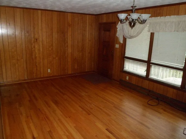 1068 Monteith Branch Rd — Photo 6