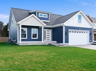 4019 Faith Ln, Saint Charles, IL