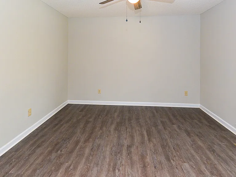 157 Greenwood Dr — Photo 24