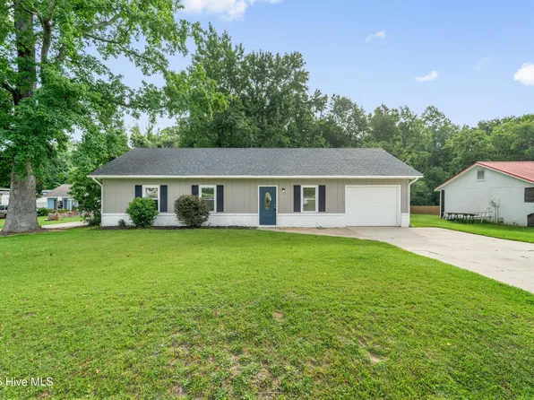 1036 Birchwood Ln, Jacksonville, NC 28546