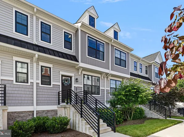 313 Chestnut St, Collegeville, PA 19426